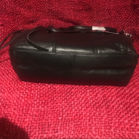 Joe’s designer hand bag - Picture 4 of 4